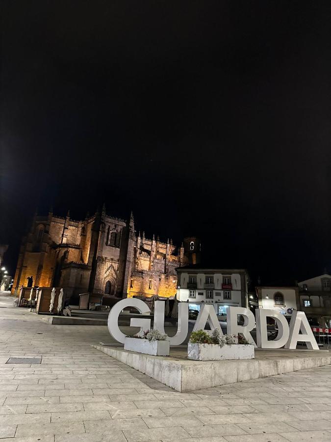Rustico T1 No Centro Cidade グアルダ エクステリア 写真